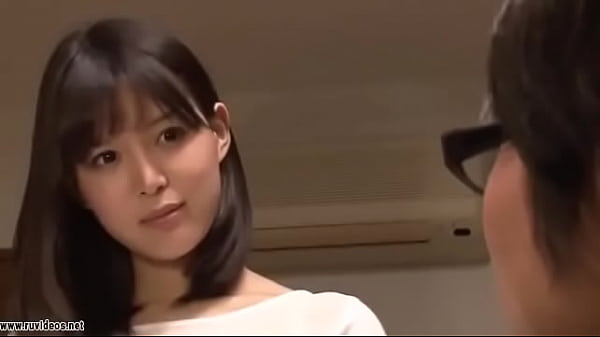 Sexy hermana japonesa con ganas de coger